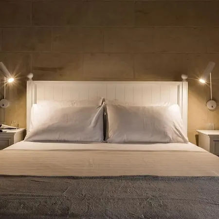 Villa The Muse Gozo Farmhouse With Indoor And Outdoor Pool *