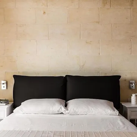 The Muse Gozo Farmhouse With Indoor And Outdoor Pool Qala