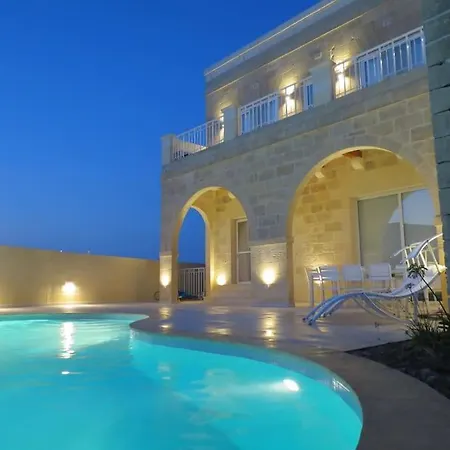 The Muse Gozo Farmhouse With Indoor And Outdoor Pool Villa *